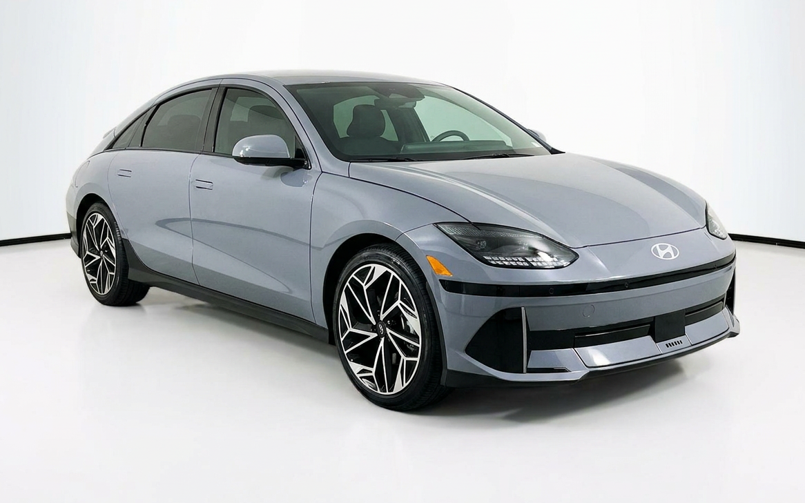 2025 Hyundai IONIQ 6 SEL Sedan 4D
